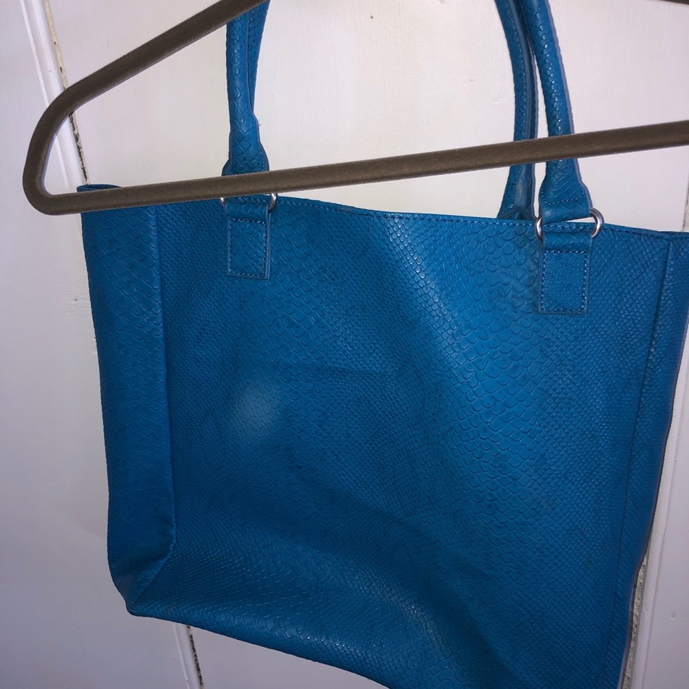 purse - Picture 3 of 4